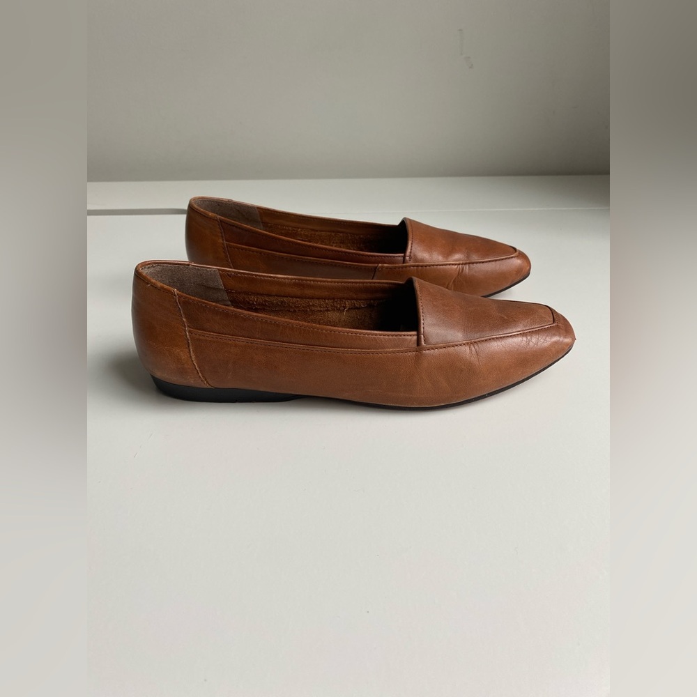 Vintage 90s Flats 6.5 - square toe, tan leather